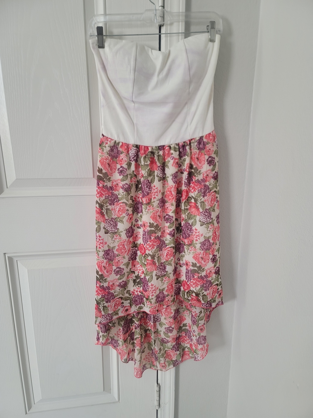 Fashion Magazine White Top with Pink Script Label